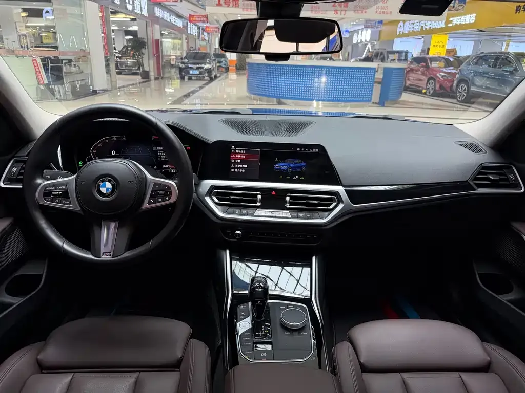 BMW 3 Series 2021 из CN, фото 5