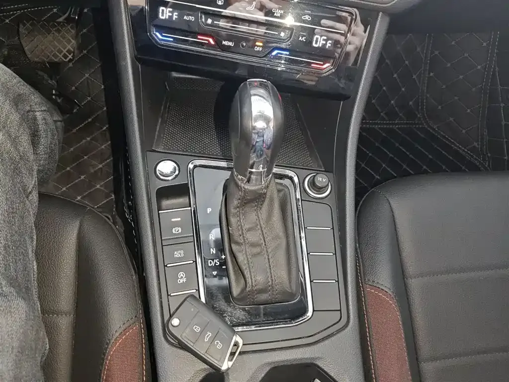 Volkswagen Bora 2022 из CN, фото 4