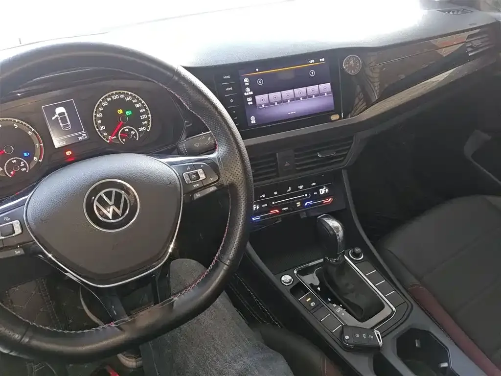 Volkswagen Bora 2022 из CN, фото 10