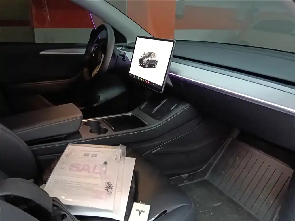 Tesla Model Y 2024 из CN, фото 8