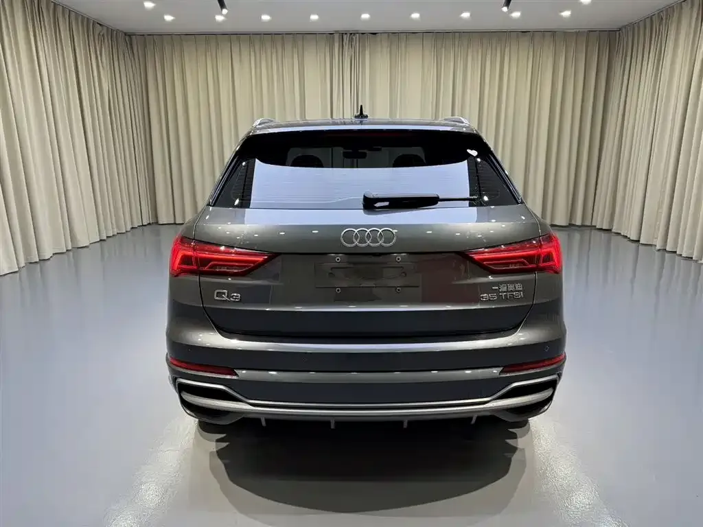 Audi Q3 2023 из CN, фото 4