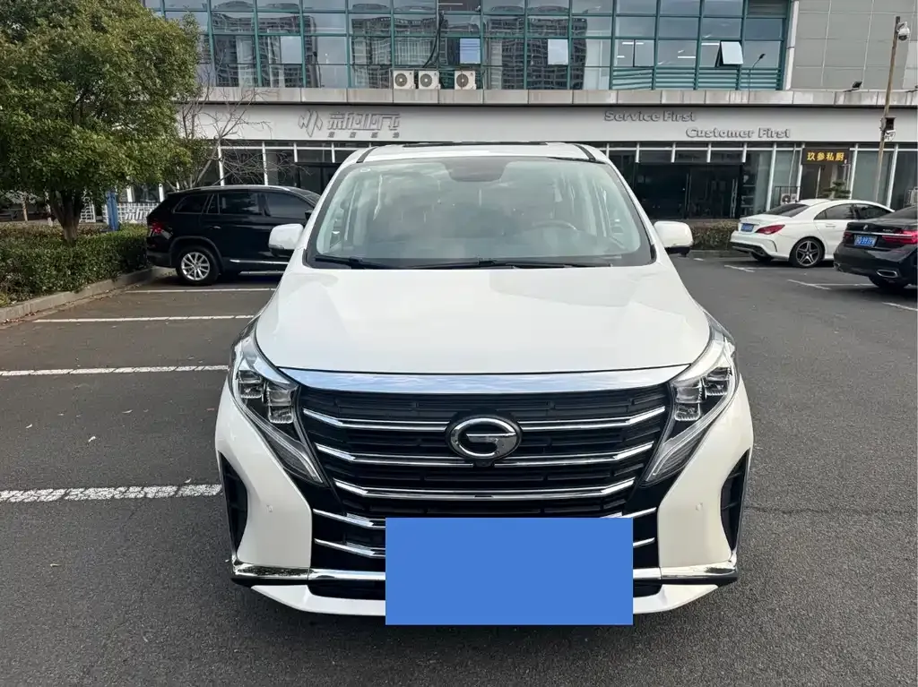 GAC Motor Trumpchi M8 — фото 9