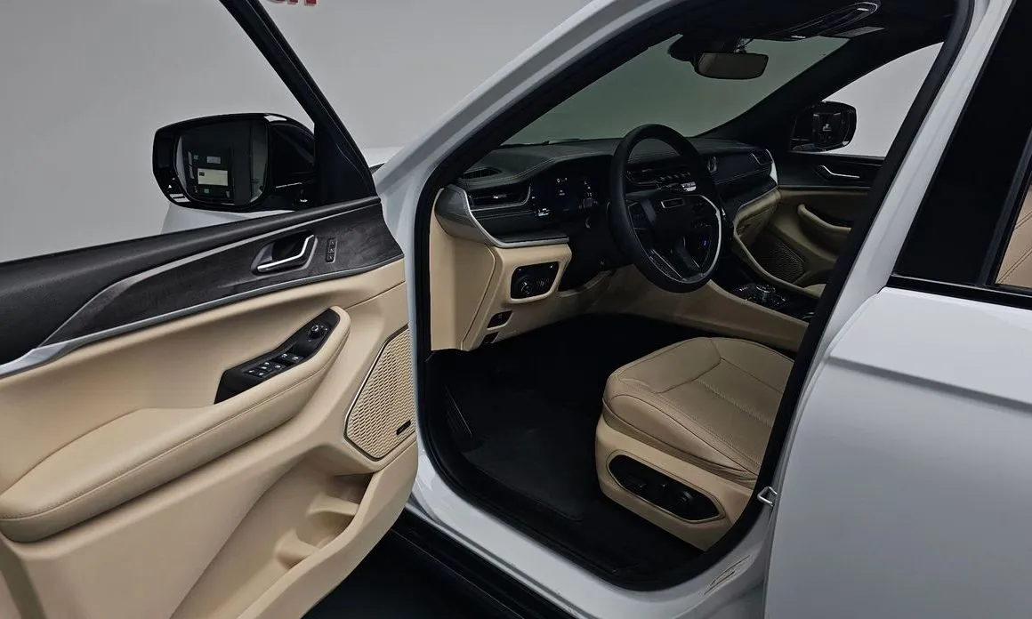 Jeep Cherokee 2023 из KR, фото 3
