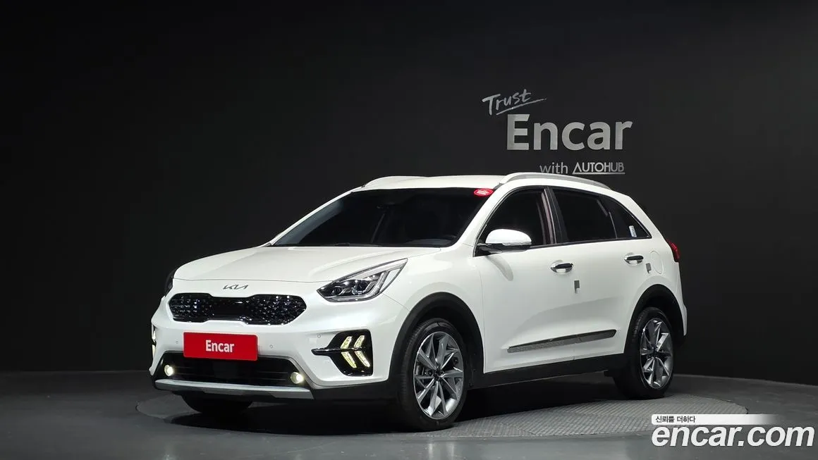 Kia Niro — фото 1