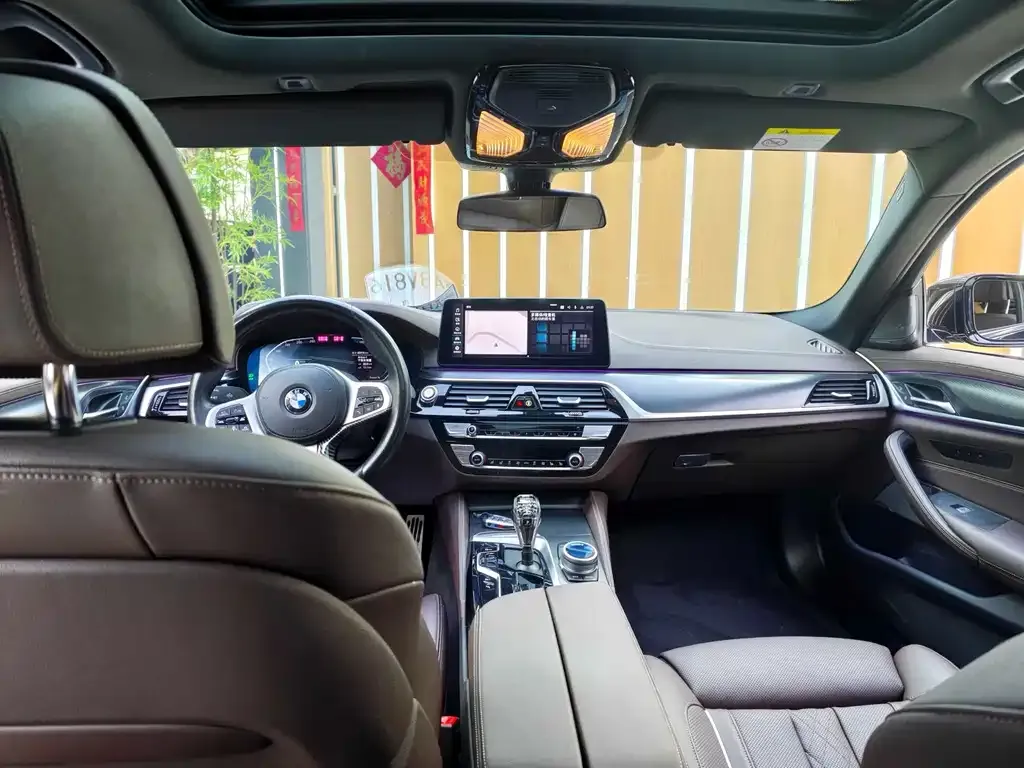 BMW 5 Series New Energy — фото 8