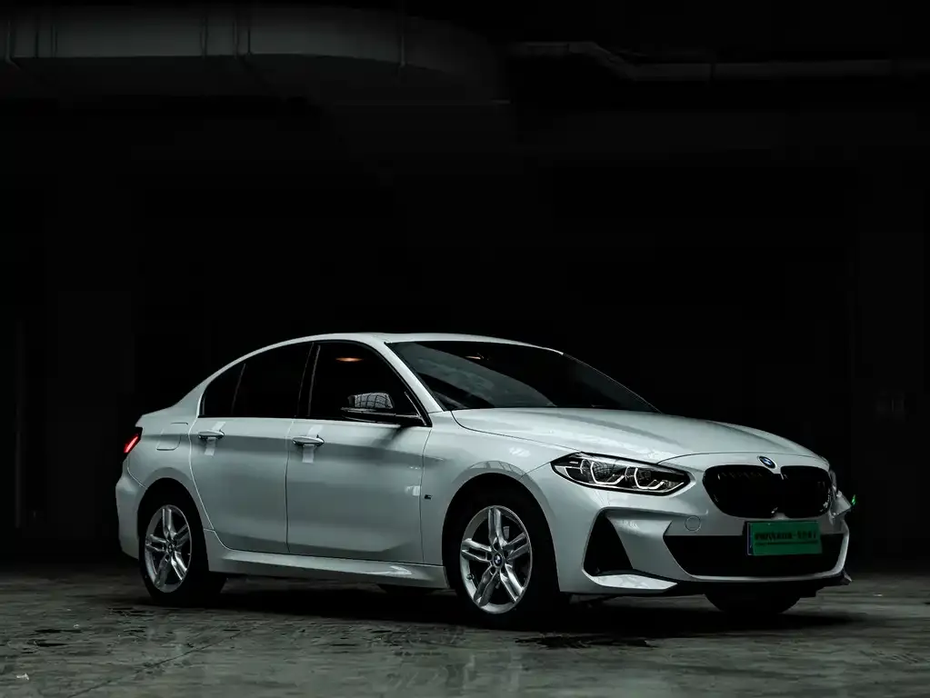 BMW 1 Series 2023 из CN, фото 5