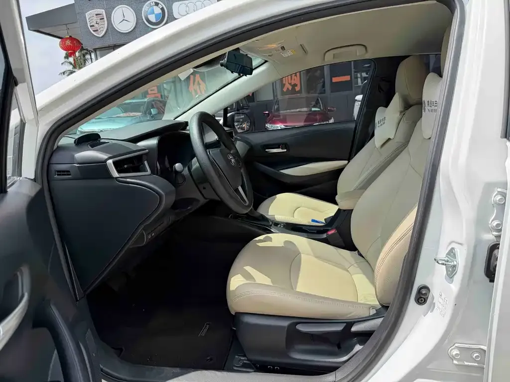 Toyota Corolla 2023 из CN, фото 6