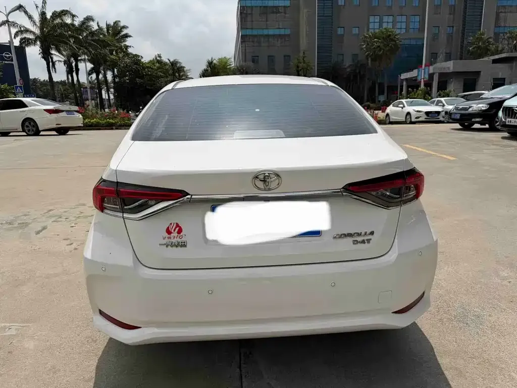 Toyota Corolla 2023 из CN, фото 5
