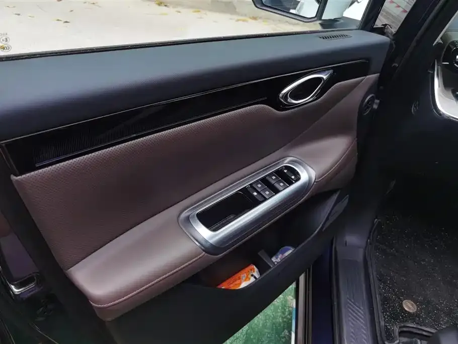 GAC Motor E8 Hybrid 2023 из CN, фото 3