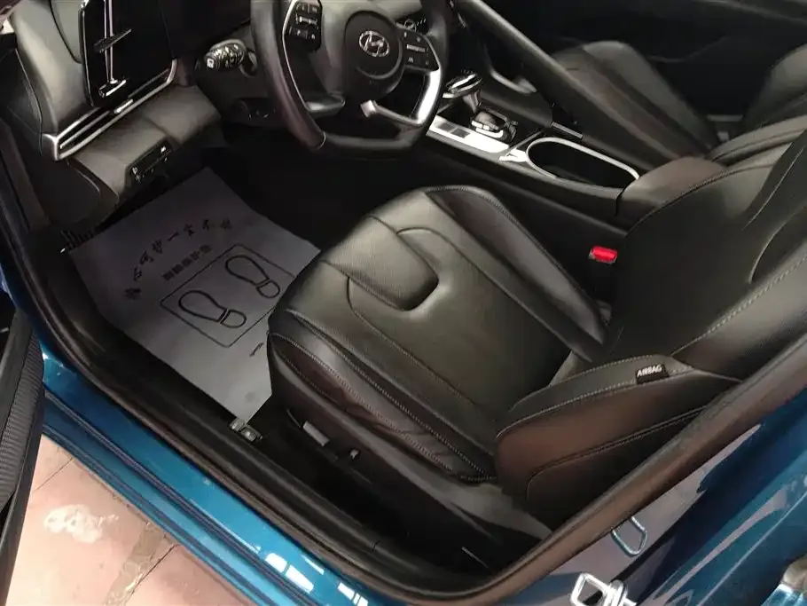 Hyundai Elantra 2021 из CN, фото 2