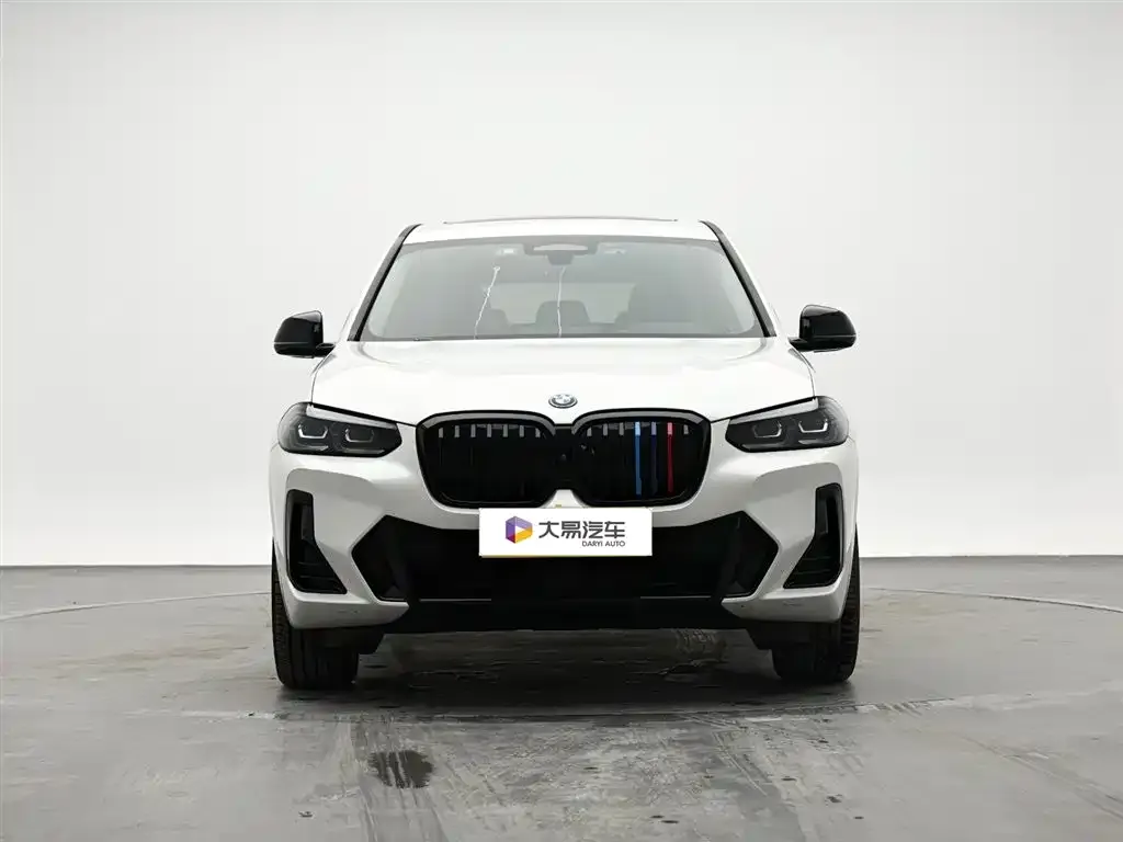 BMW iX3 — фото 10
