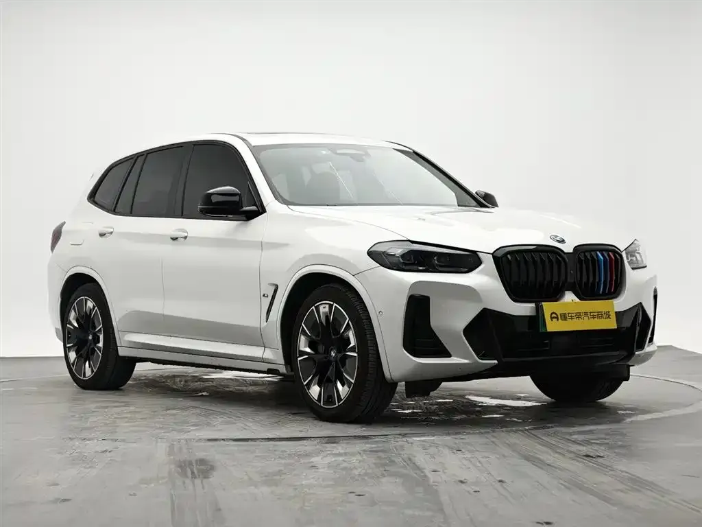 BMW iX3 — фото 6