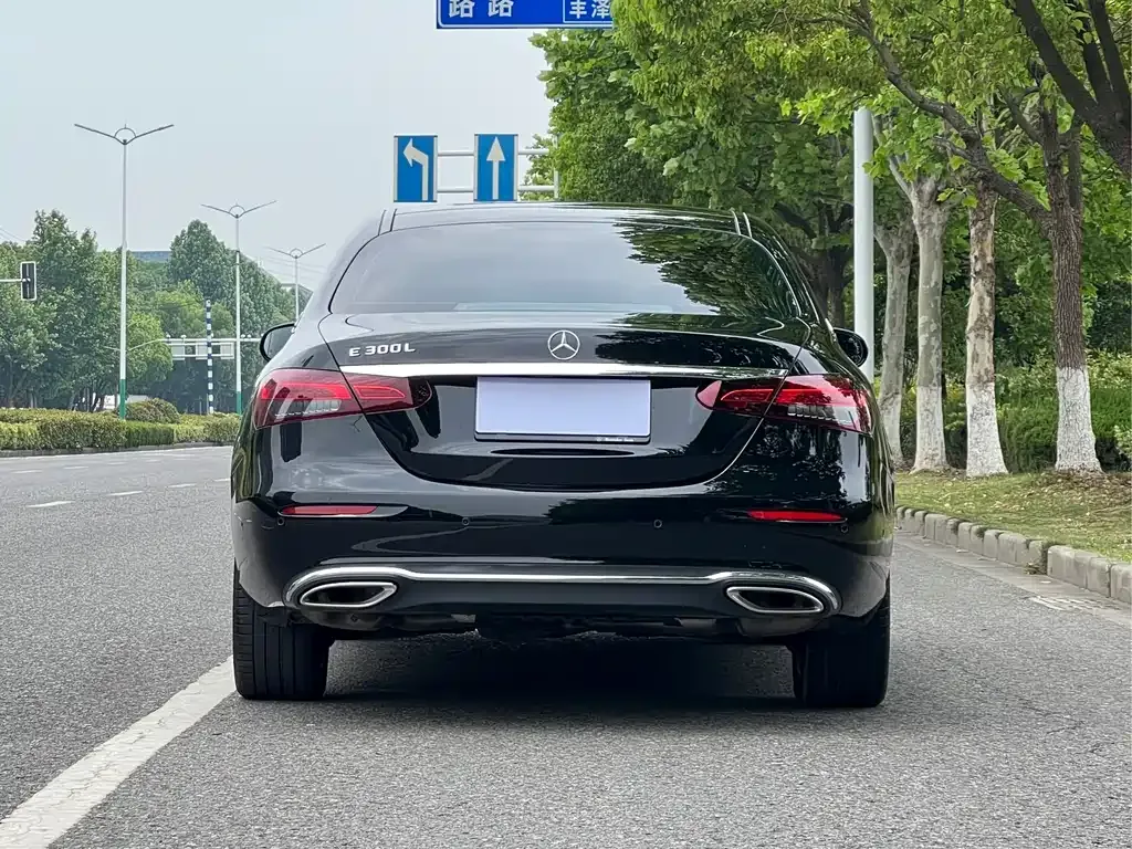 Mercedes-Benz E-Class 2021 из CN, фото 9