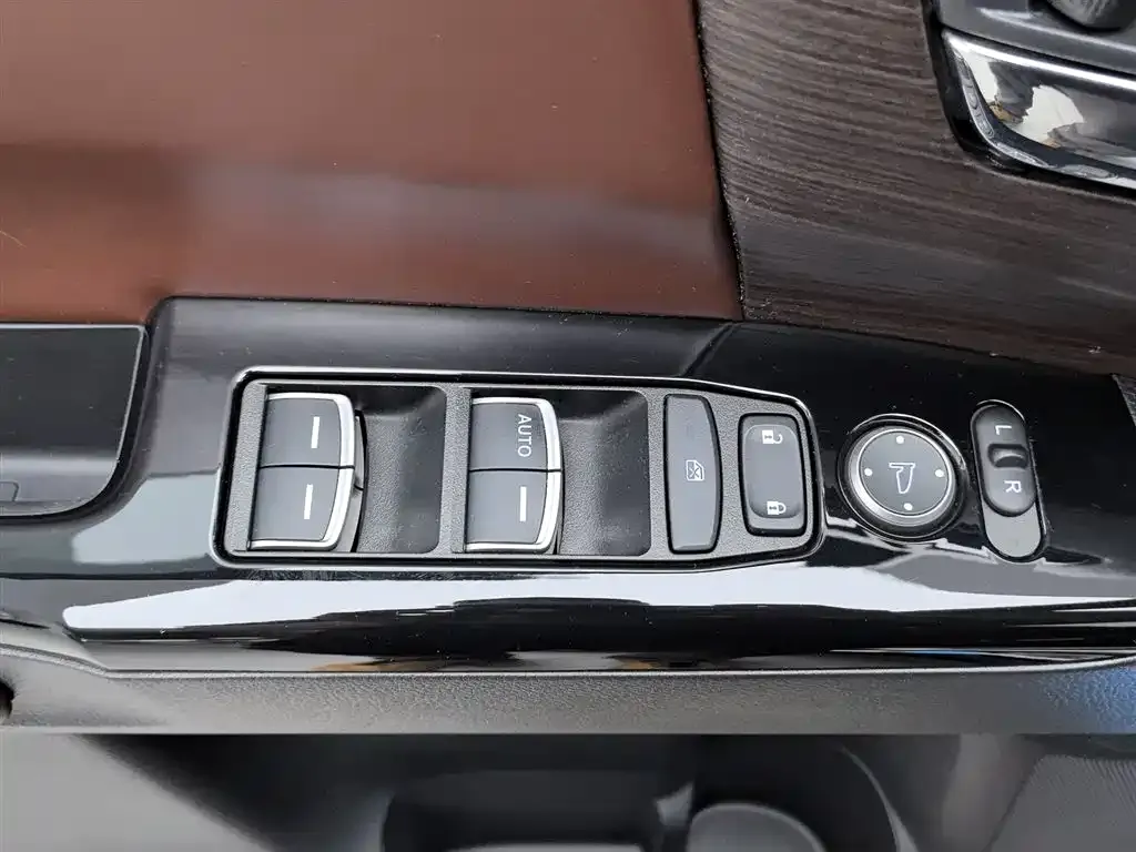 Honda Odyssey 2023 из CN, фото 7