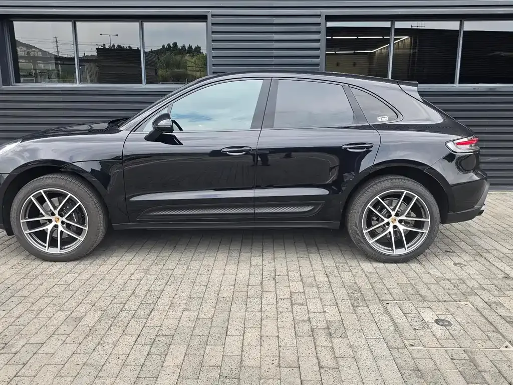 Porsche Macan — фото 7