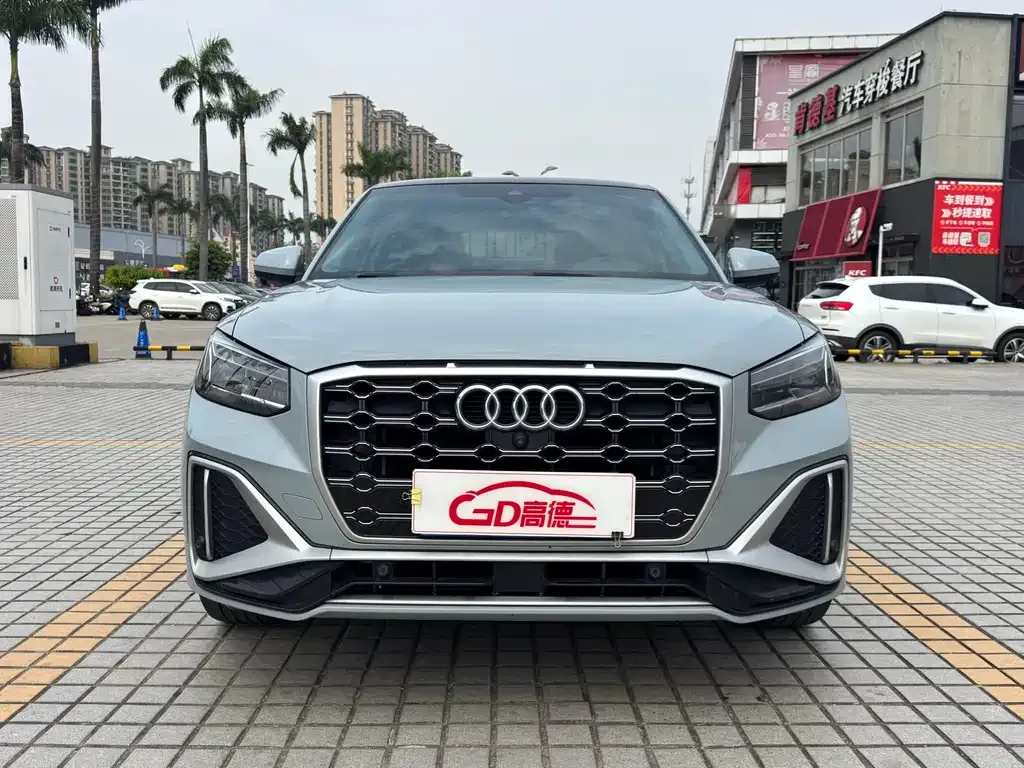 Audi Q2L 2022 из CN, фото 9