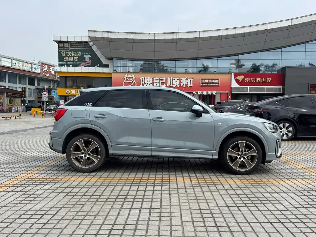 Audi Q2L 2022 из CN, фото 7