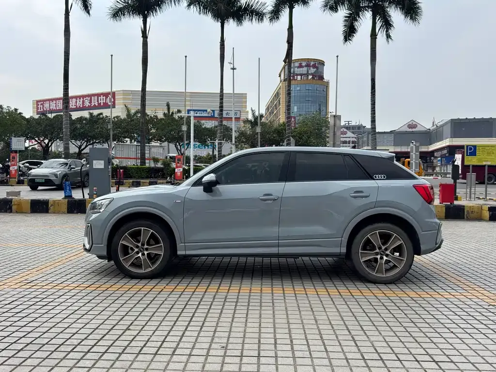 Audi Q2L 2022 из CN, фото 5