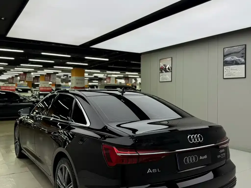 Audi A6L 2022 из CN, фото 5