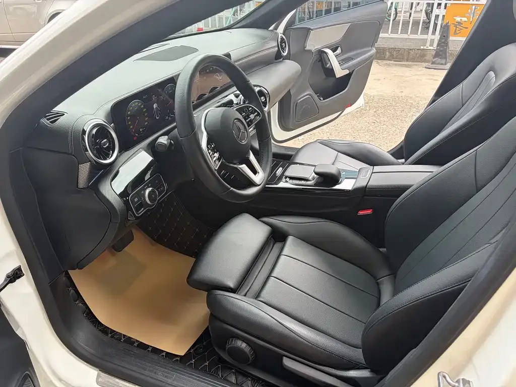 Mercedes-Benz A-Class 2022 из CN, фото 10