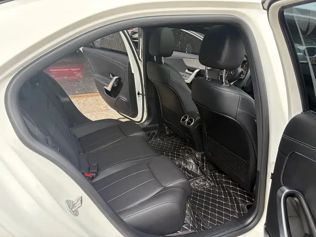 Mercedes-Benz A-Class 2022 из CN, фото 6