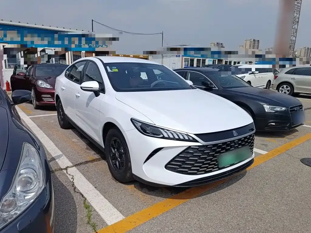 BYD Qin PLUS 2025 из CN, фото 3