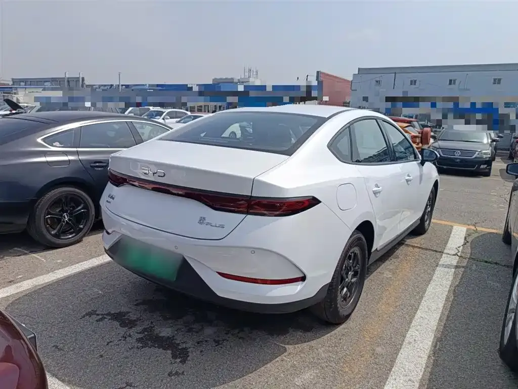 BYD Qin PLUS 2025 из CN, фото 6