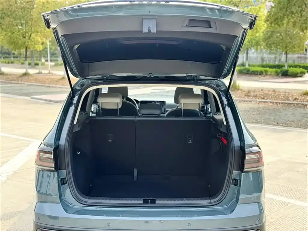 Volkswagen Tharu — фото 10