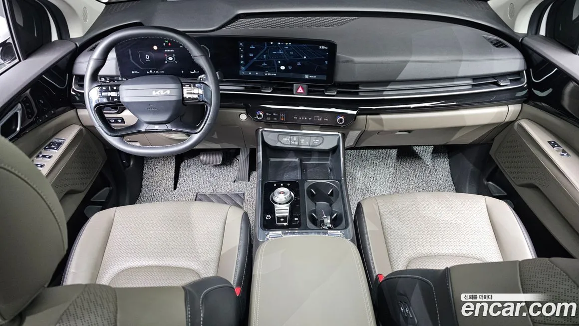 Kia Carnival — фото 10