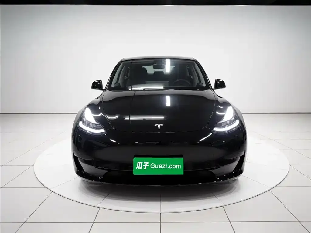 Tesla Model Y 2023 из CN, фото 10