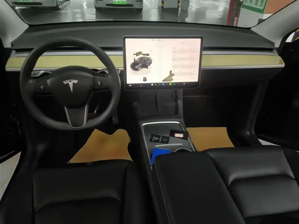 Tesla Model Y 2023 из CN, фото 7