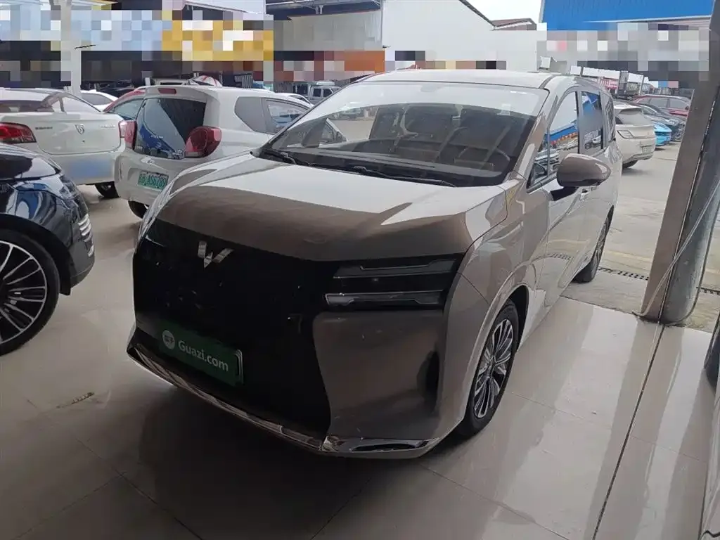 Wuling Starlight 730 New Energy