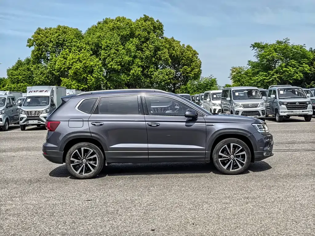 Volkswagen Tharu 2021 из CN, фото 5