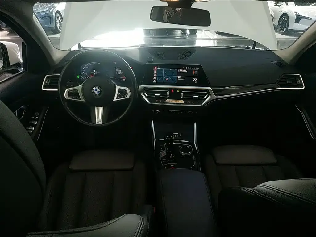 BMW 3 Series 2022 из CN, фото 4