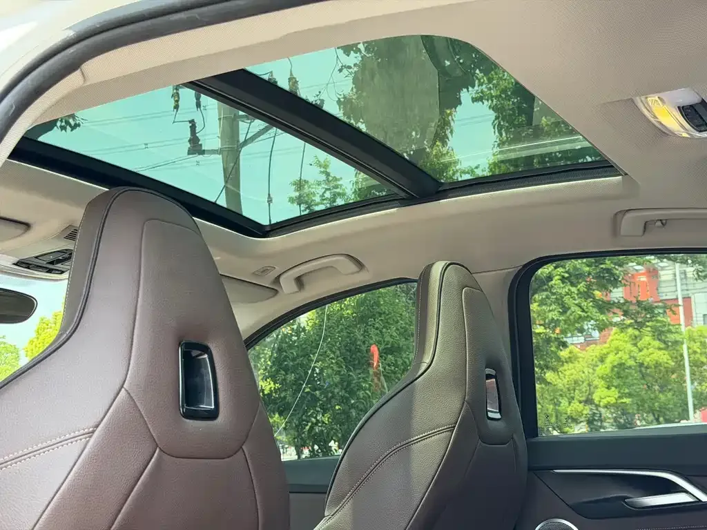 BMW 1 Series 2021 из CN, фото 8