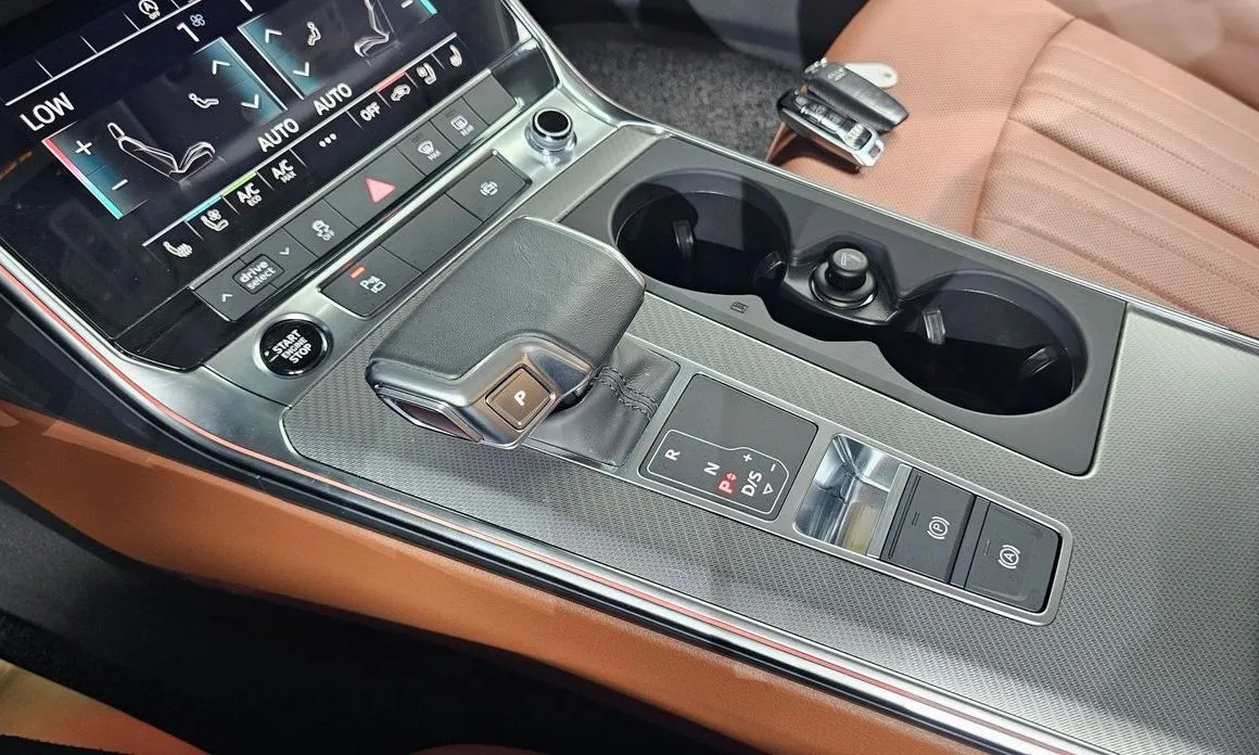 Audi A6 2021 из KR, фото 9