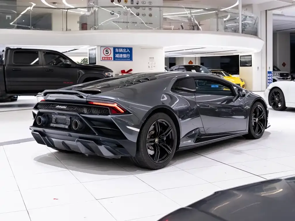 Lamborghini Huracan 2021 из CN, фото 9