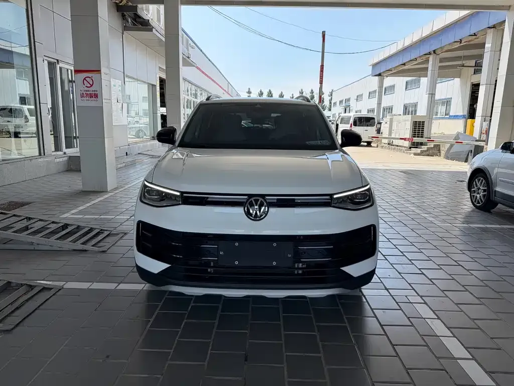 Volkswagen Tharu — фото 10