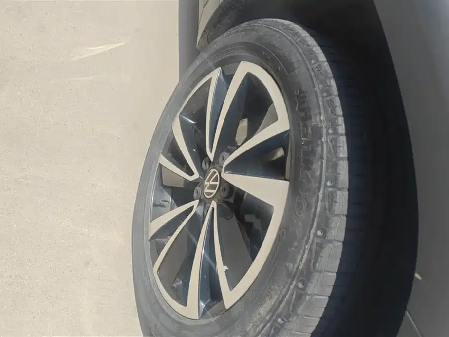 Volkswagen Tharu — фото 6