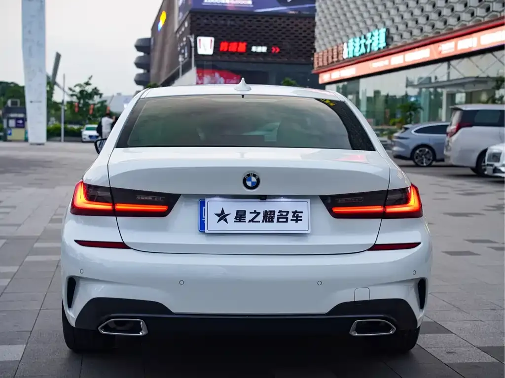 BMW 3 Series — фото 10