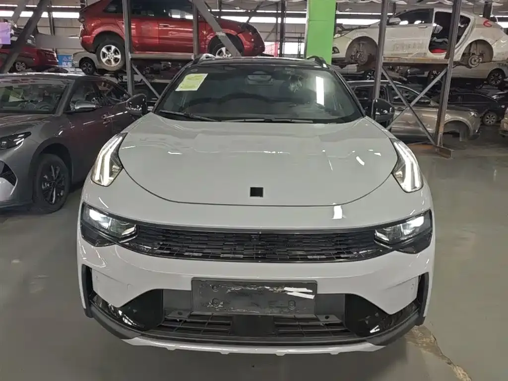 Lynk & Co 01 EM-P 2026 из CN, фото 2