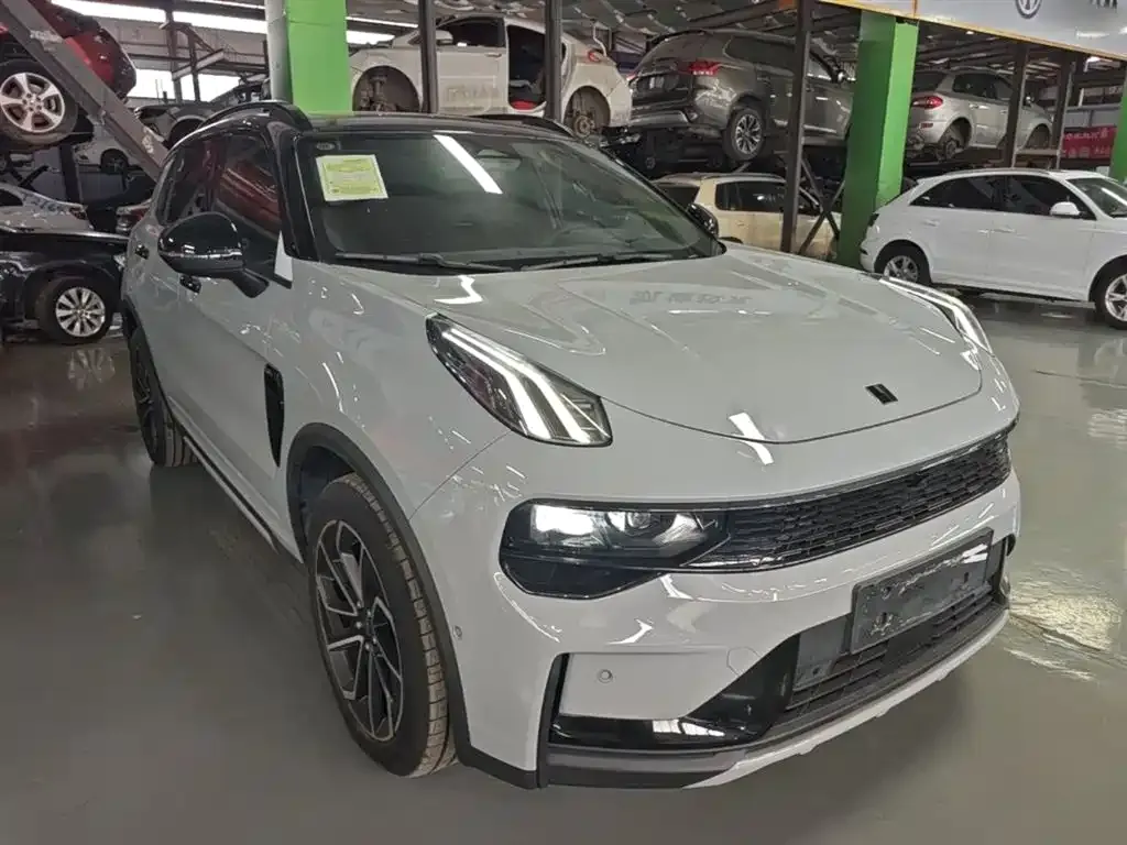 Lynk & Co 01 EM-P 2026 из CN, фото 5