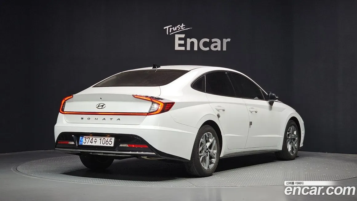 Hyundai Sonata 2022 из KR, фото 2