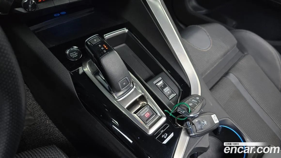 Peugeot 5008 2022 из KR, фото 8