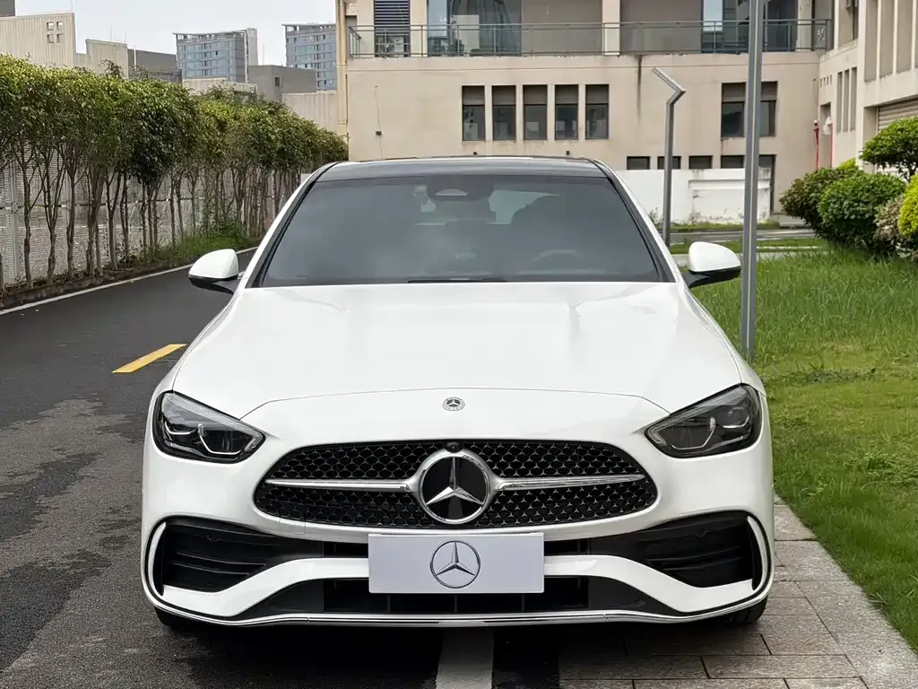 Mercedes-Benz C-Class — фото 9