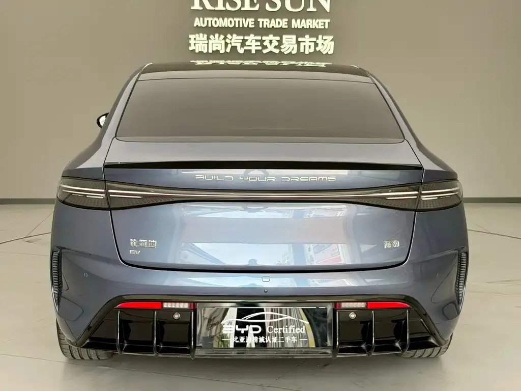 BYD Seal — фото 7