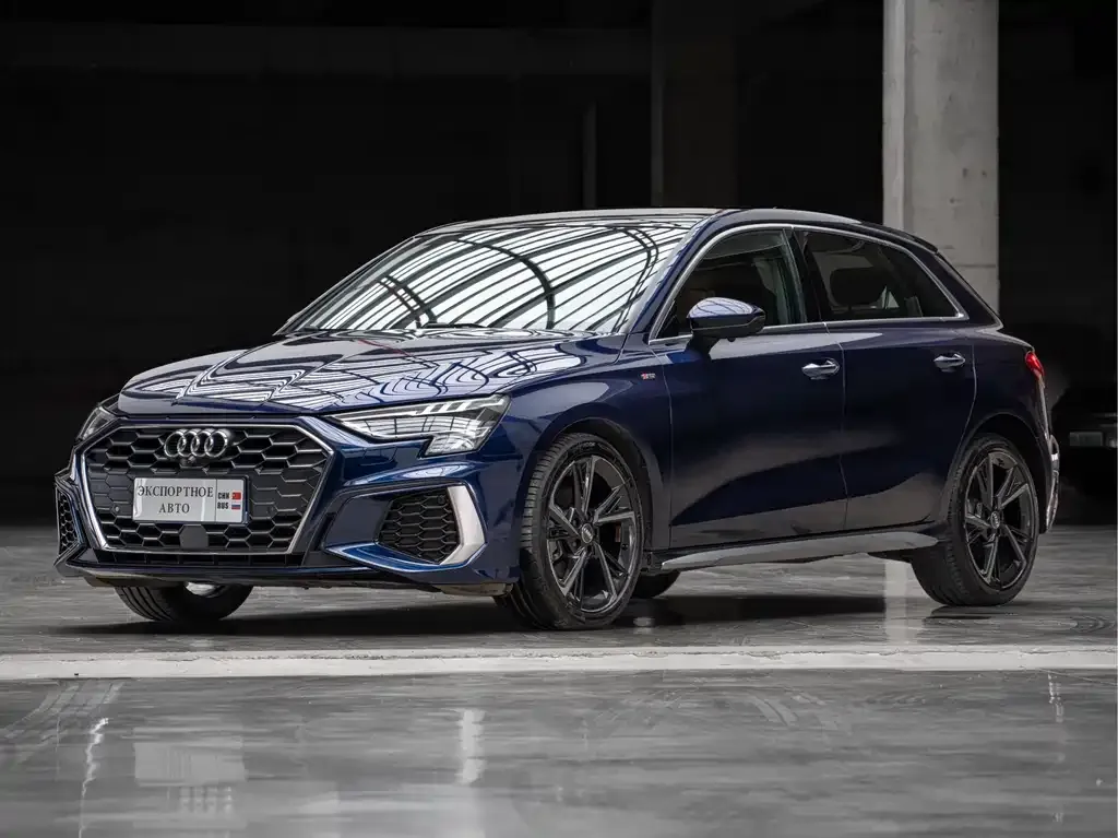 Audi A3 — фото 1