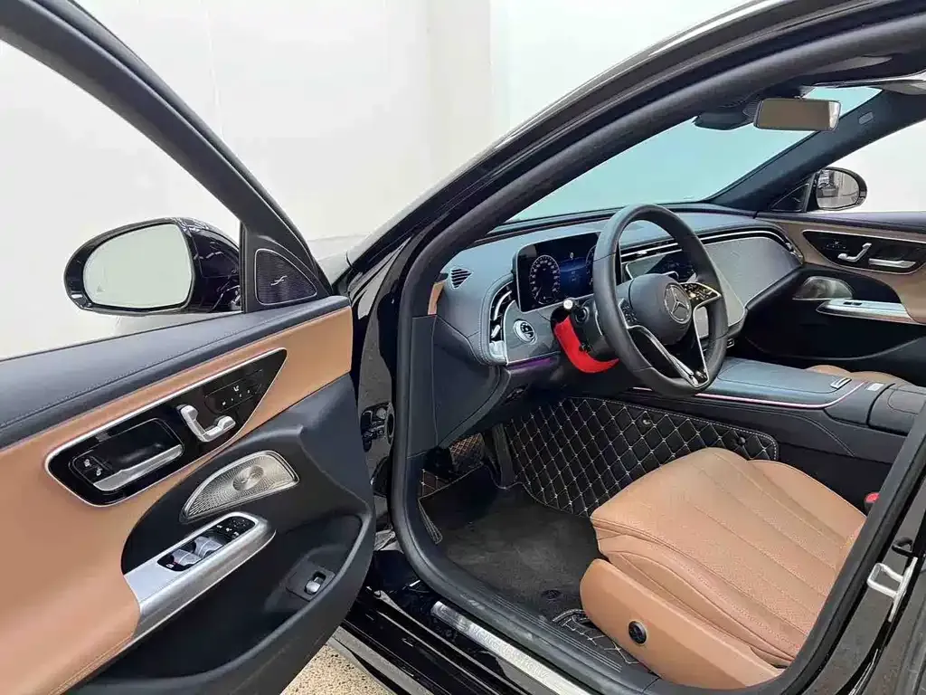 Mercedes-Benz E-Class (Import) — фото 6