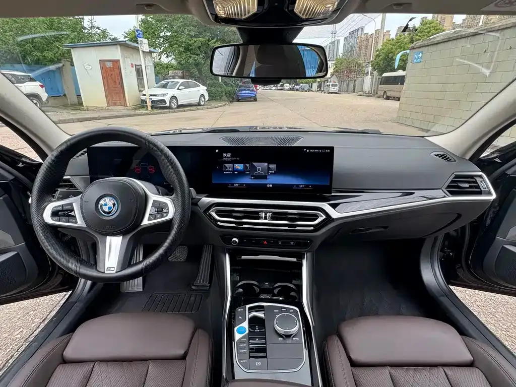 BMW i3 2023 из CN, фото 4