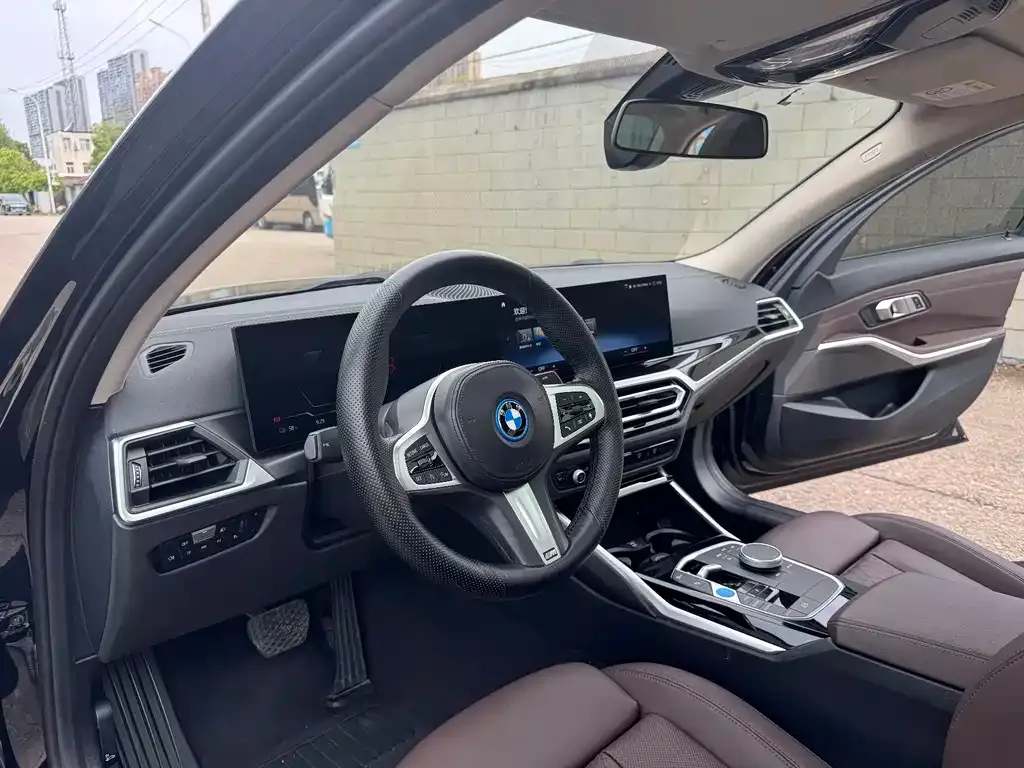 BMW i3 2023 из CN, фото 2